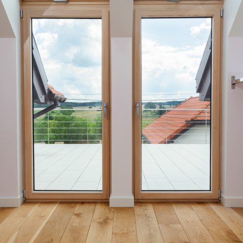 Double door to a terrace with beautiful view